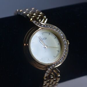 Elegant Gold Women's Watch with Crystal Accents